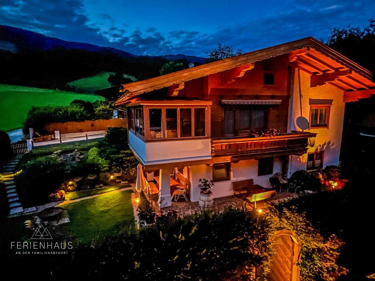 Ferienwohnung An Der Familienabfahrt ブリクセン イン ターレ エクステリア 写真